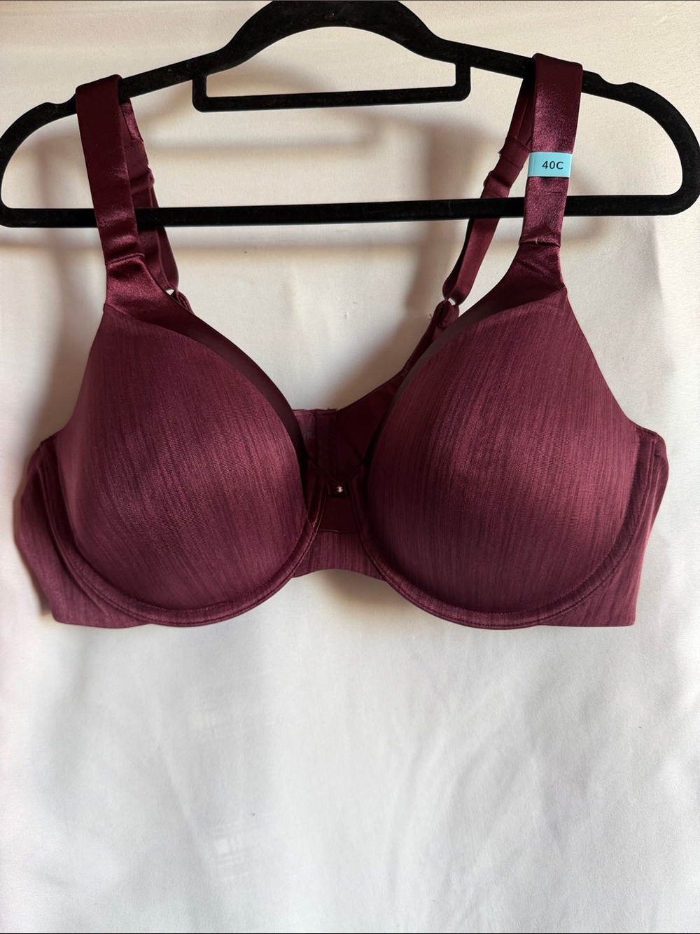 Vanity Fair Full Coverage T-Shirt Bra in Wine